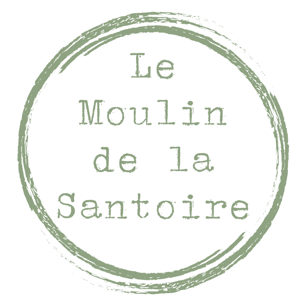 Le logo du restaurant Le Moulin de la Santoire à Saint-Saturnin dans le Cantal en Auvergne