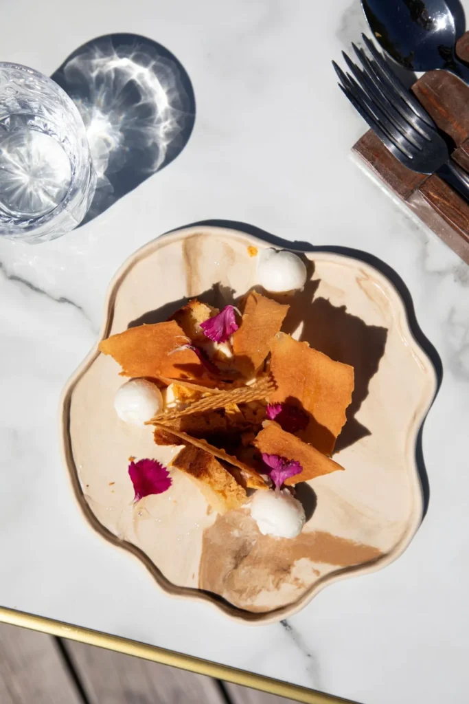 The menu 13 assiette de dessert elegante et gastronomique du moulin de la santoire a saint saturnin