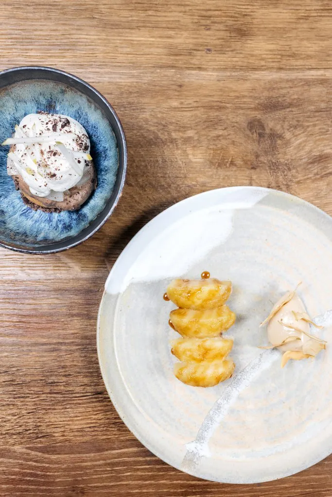 The menu 10 dessert gastronomique du restaurant le moulin de la santoire a saint saturnin